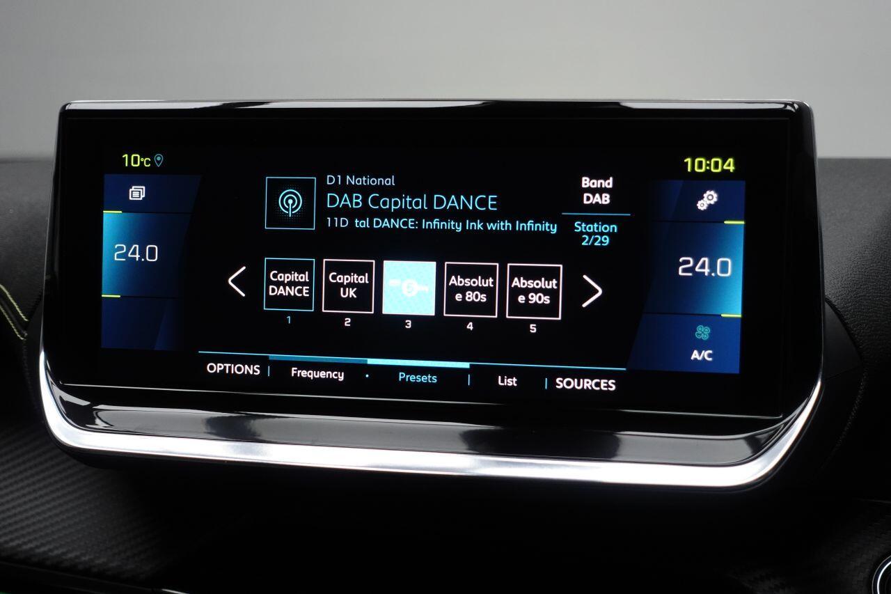 Peugeot E-2008 - Image 29