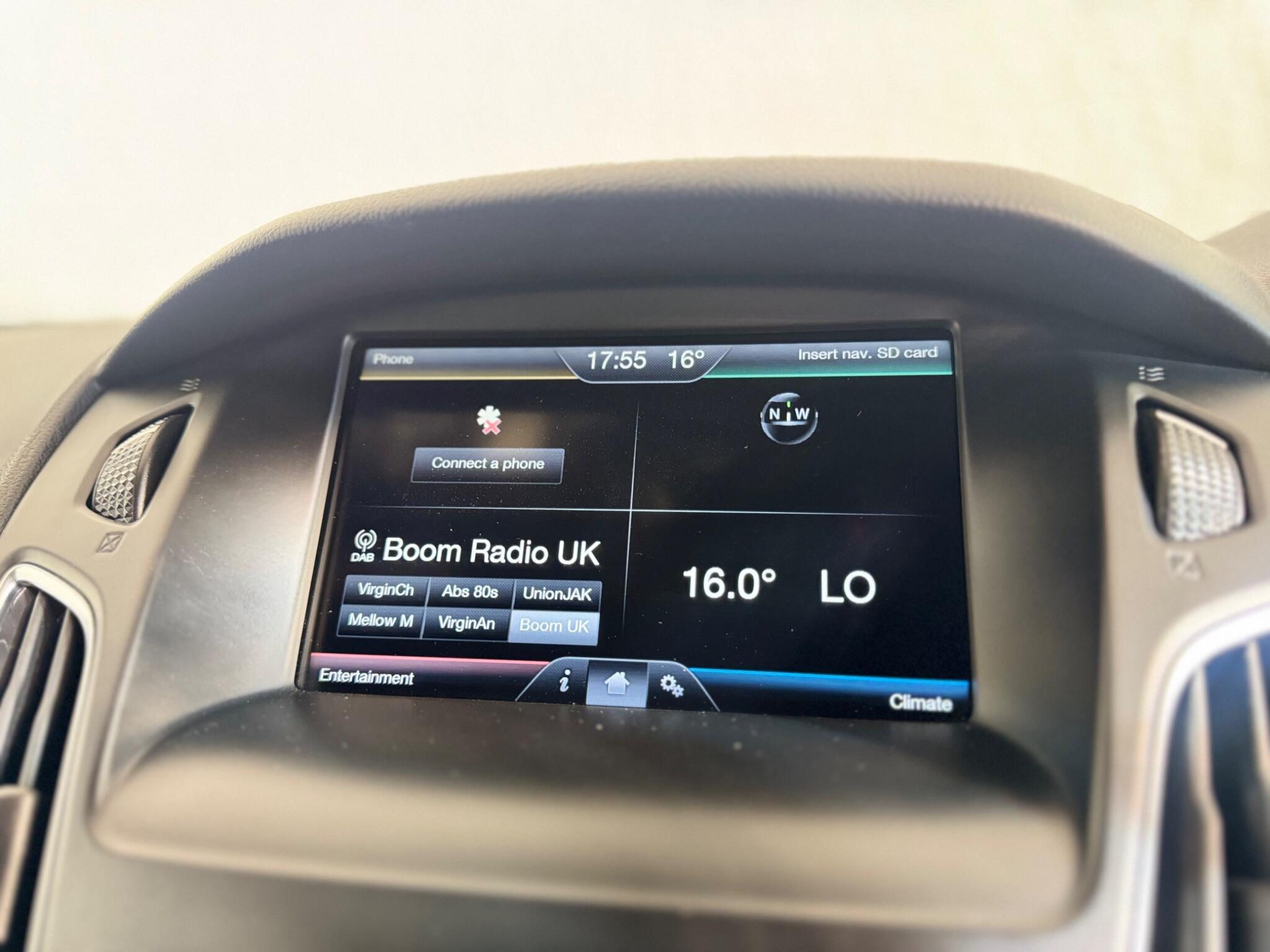 Ford Focus - Image 36