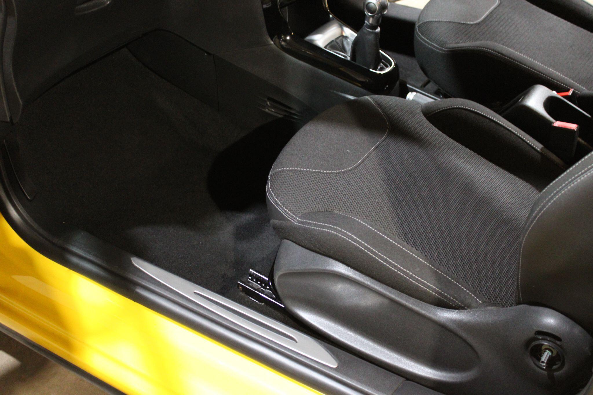 DS AUTOMOBILES DS 3 - Image 15