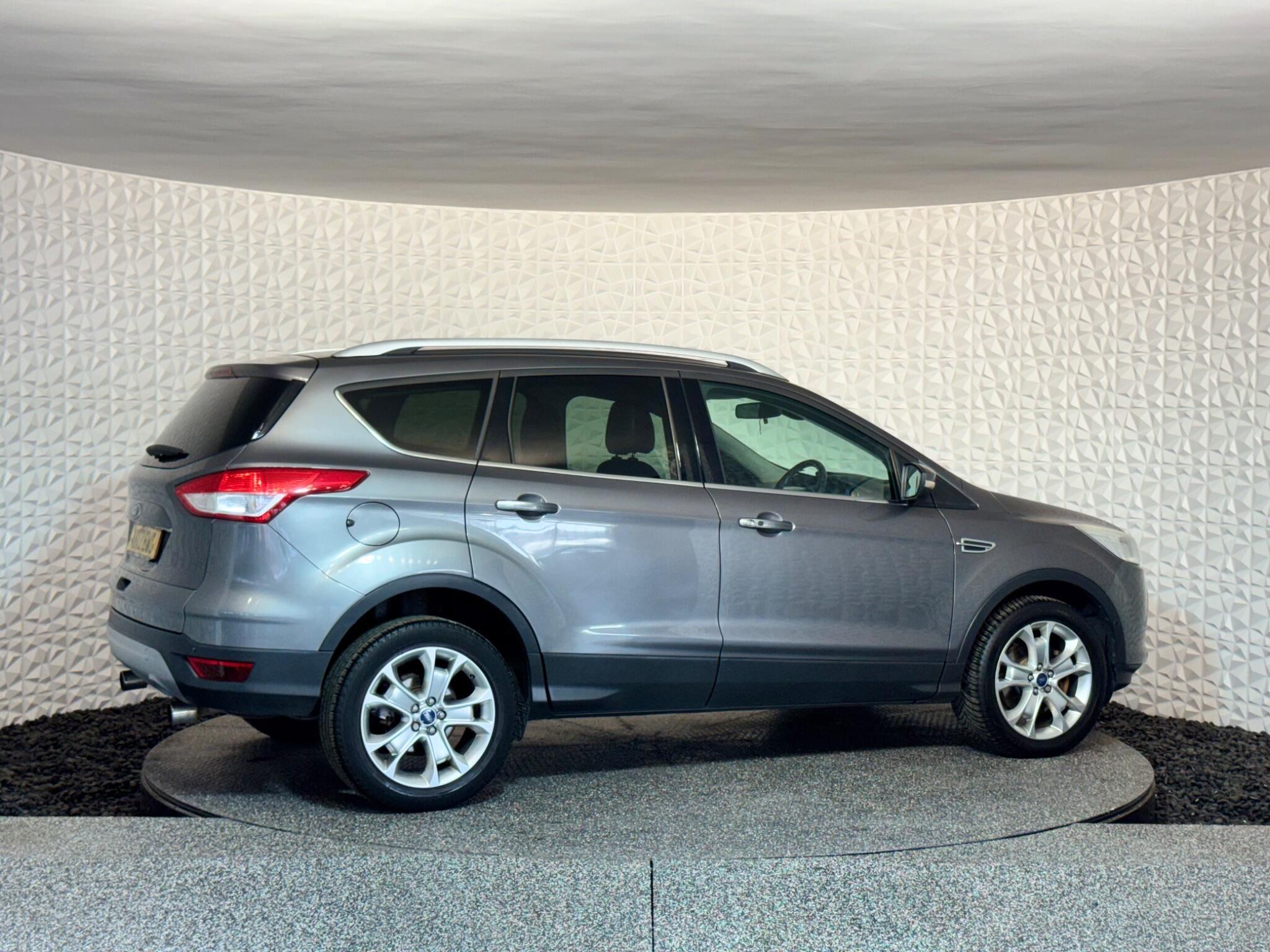 Ford Kuga - Image 9