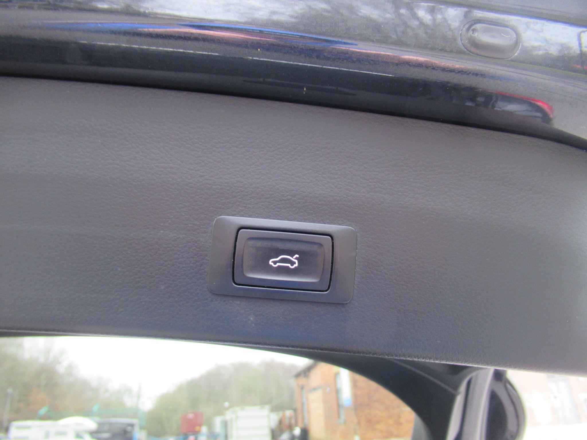 Audi A6 Avant - Image 22