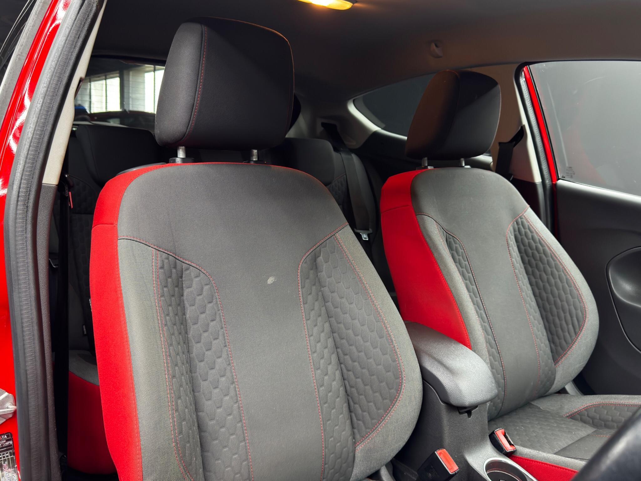 Ford Fiesta - Image 16