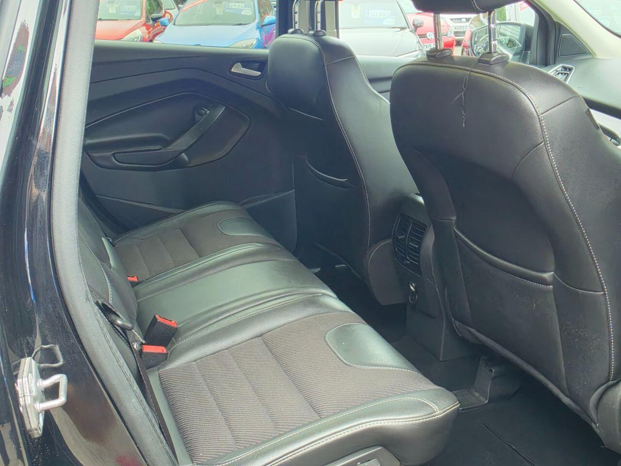 Ford Kuga - Image 16