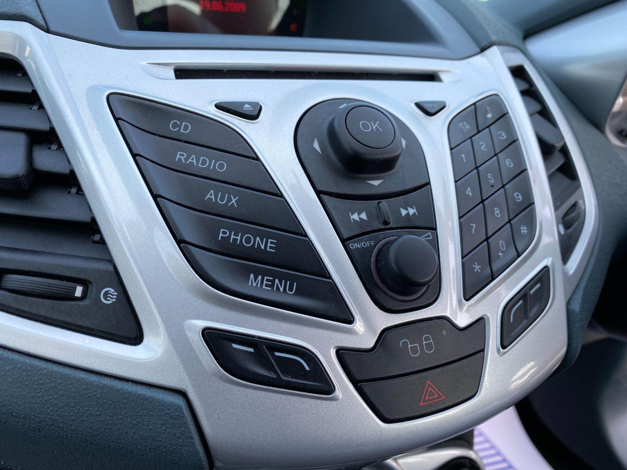 Ford Fiesta - Image 44