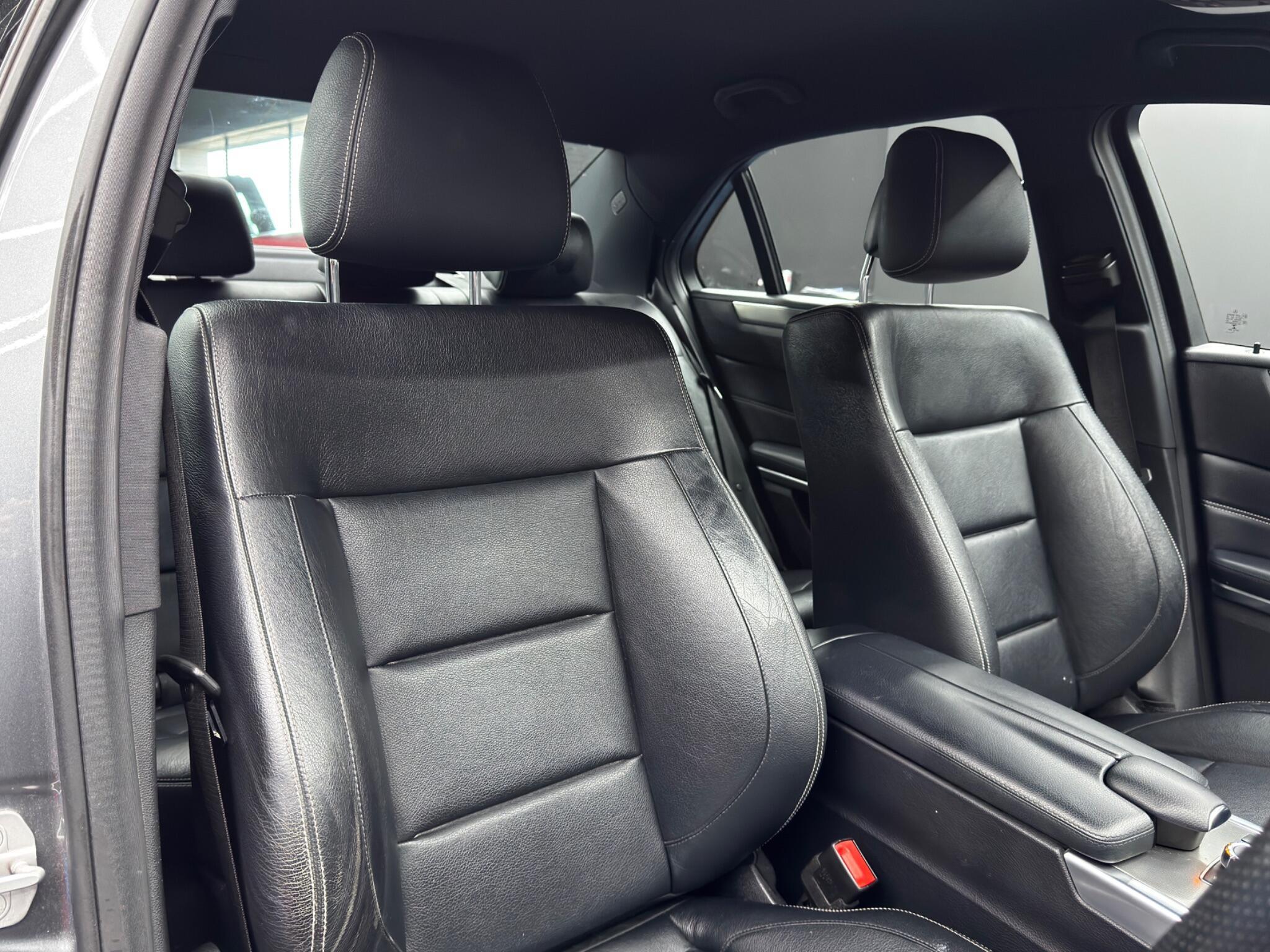 Mercedes E Class - Image 12