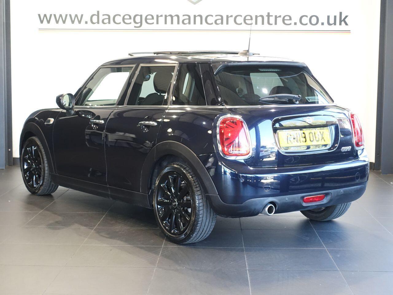 MINI Hatch - Image 9
