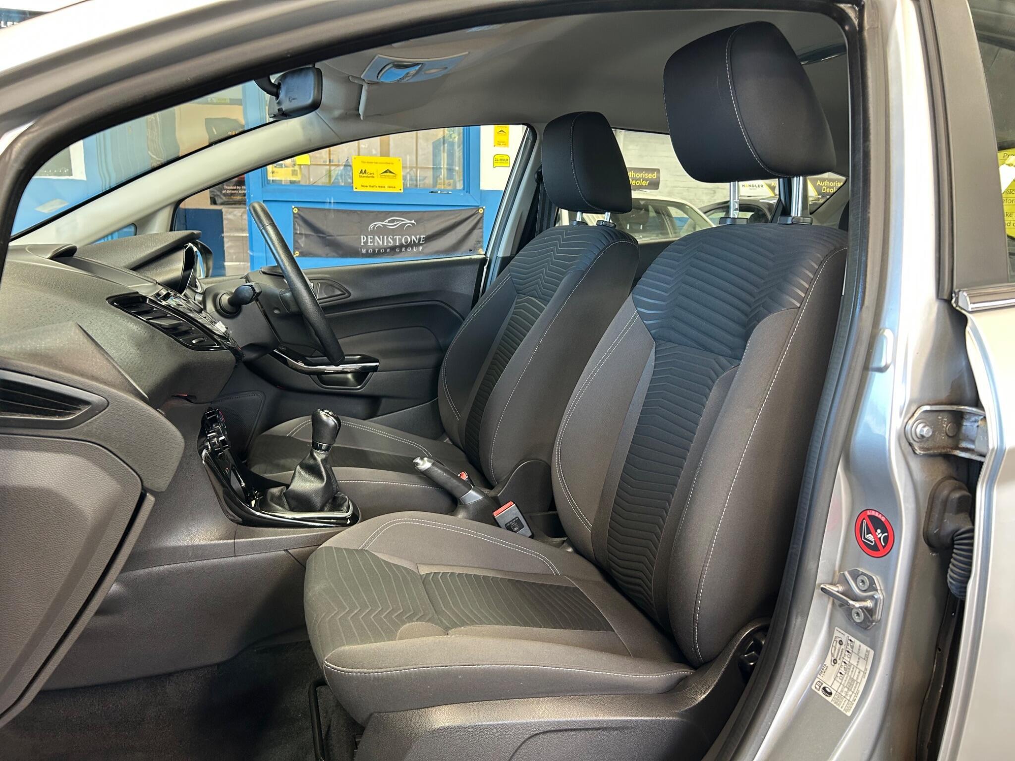 Ford Fiesta - Image 17