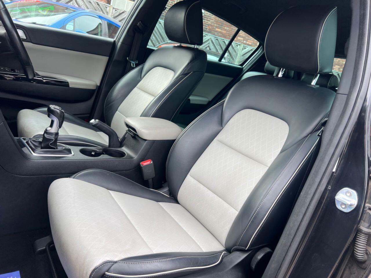 Kia Sportage - Image 18