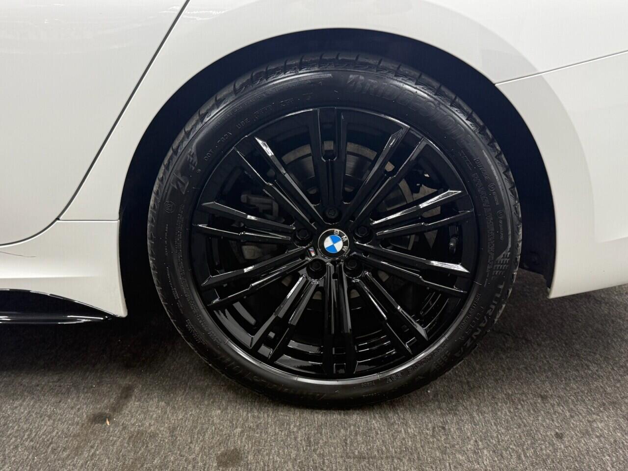 BMW 3 Series - Image 13