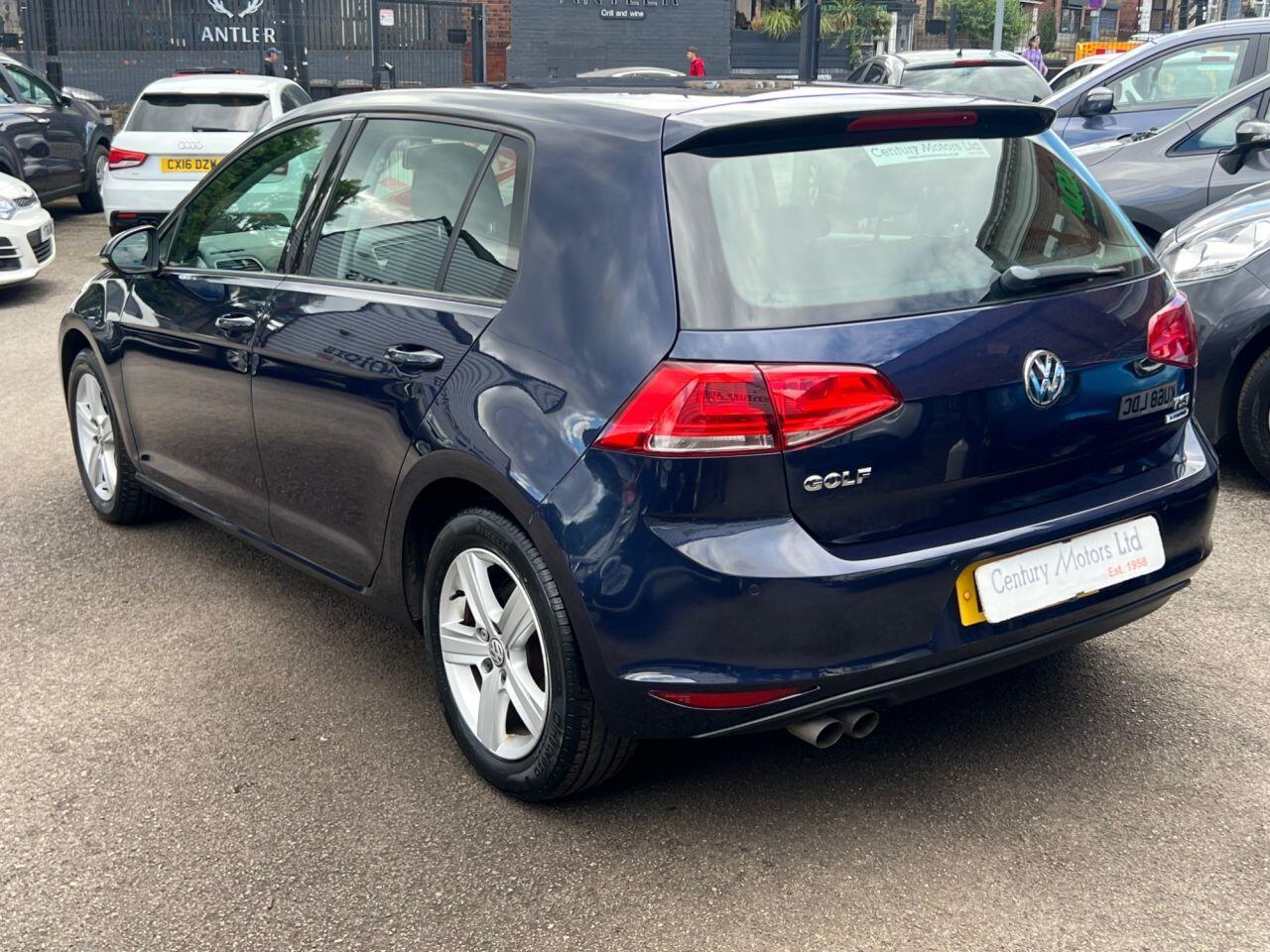 Volkswagen Golf - Image 5