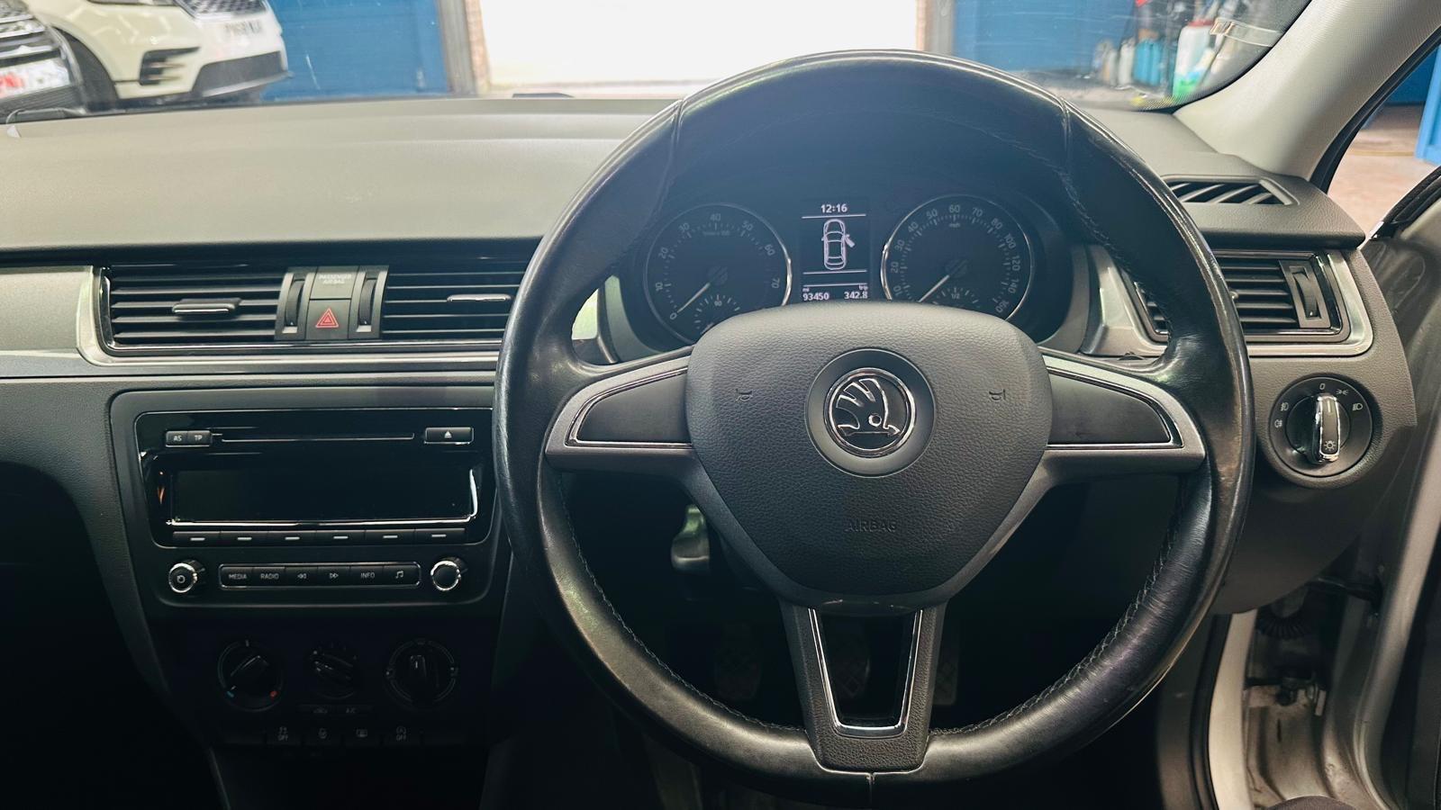 Skoda Rapid - Image 17