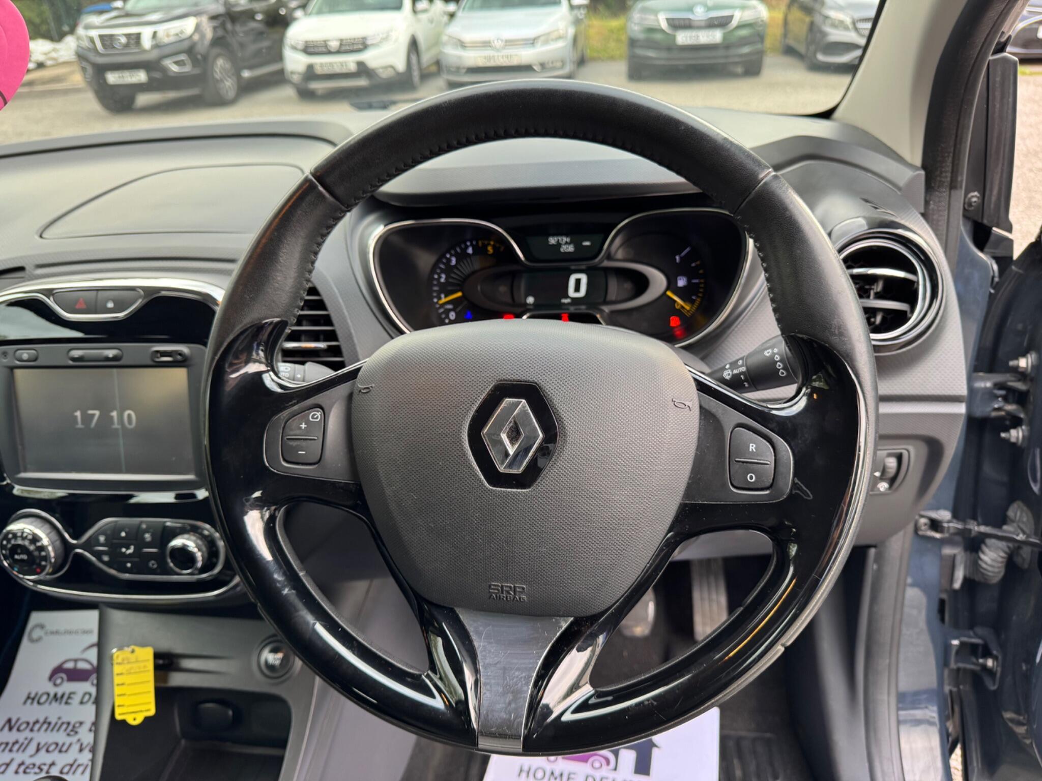 Renault Captur - Image 19