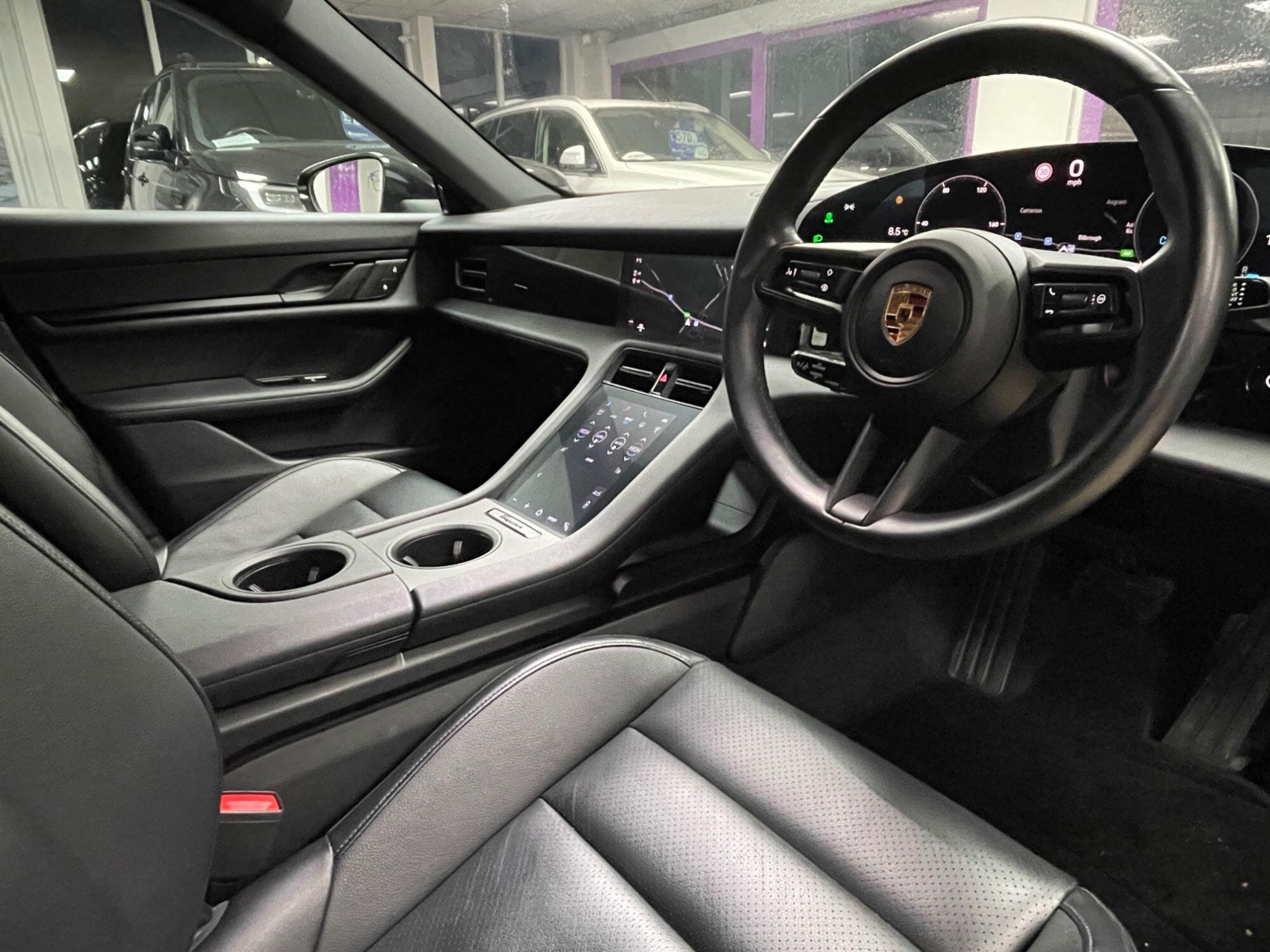 Porsche Taycan - Image 24