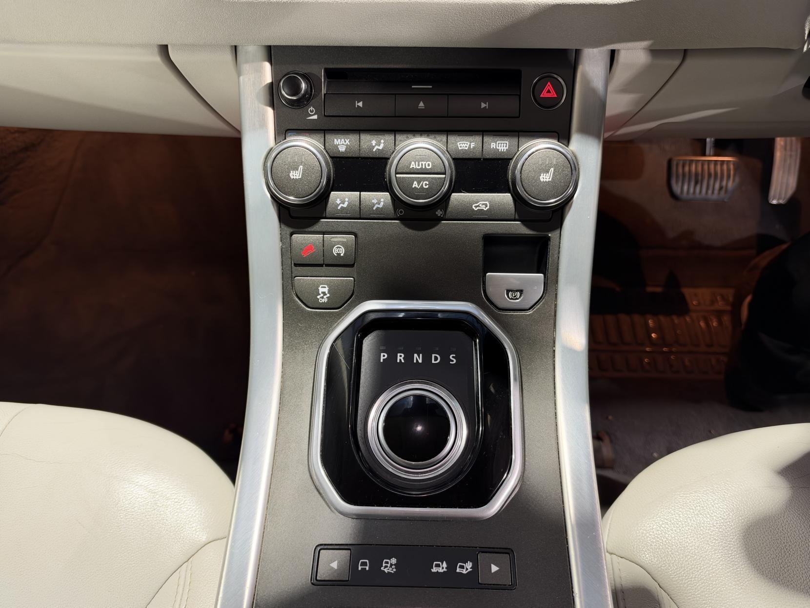 Land Rover Range Rover Evoque - Image 15