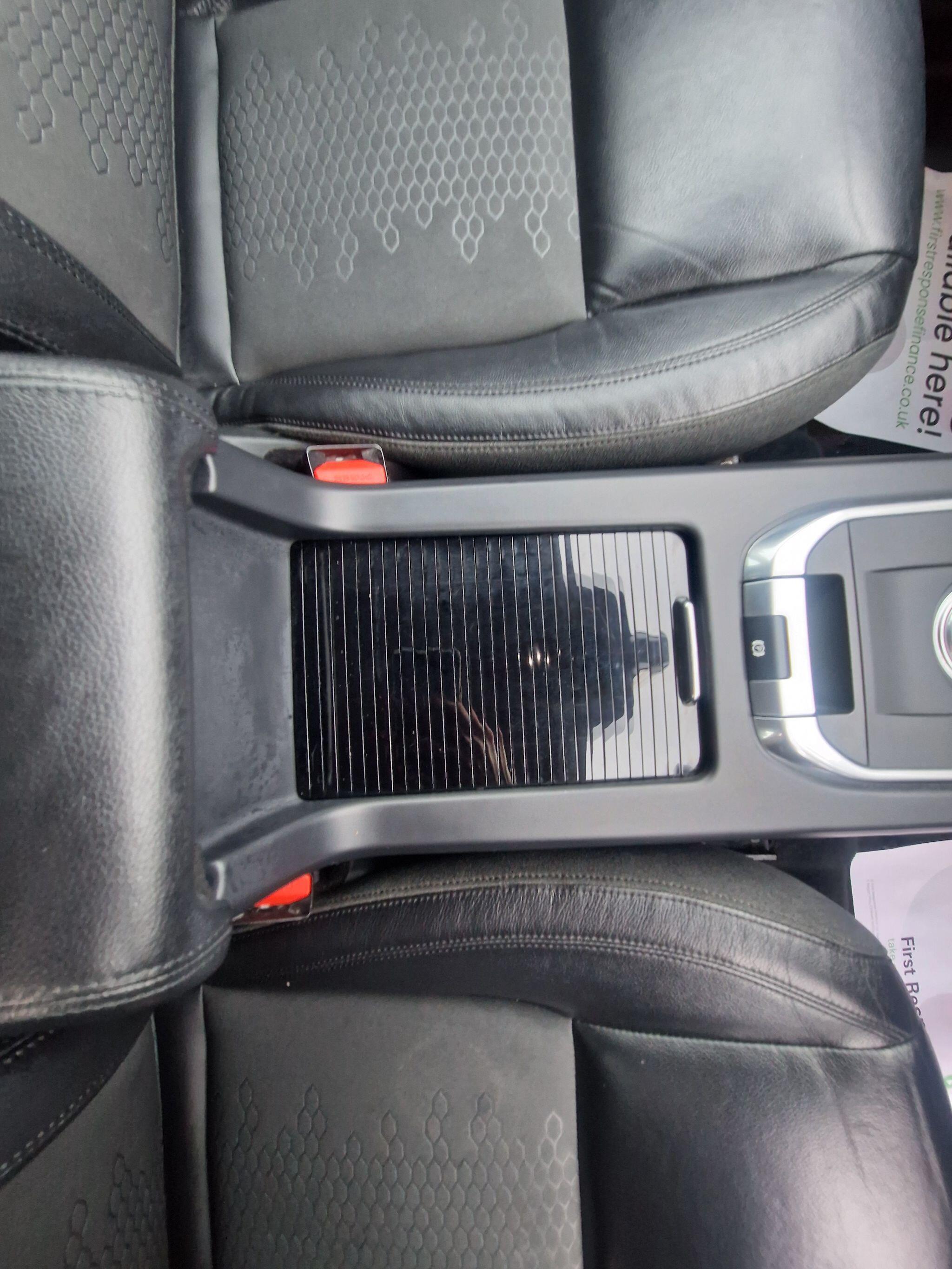 Land Rover DISCOVERY SPORT - Image 29