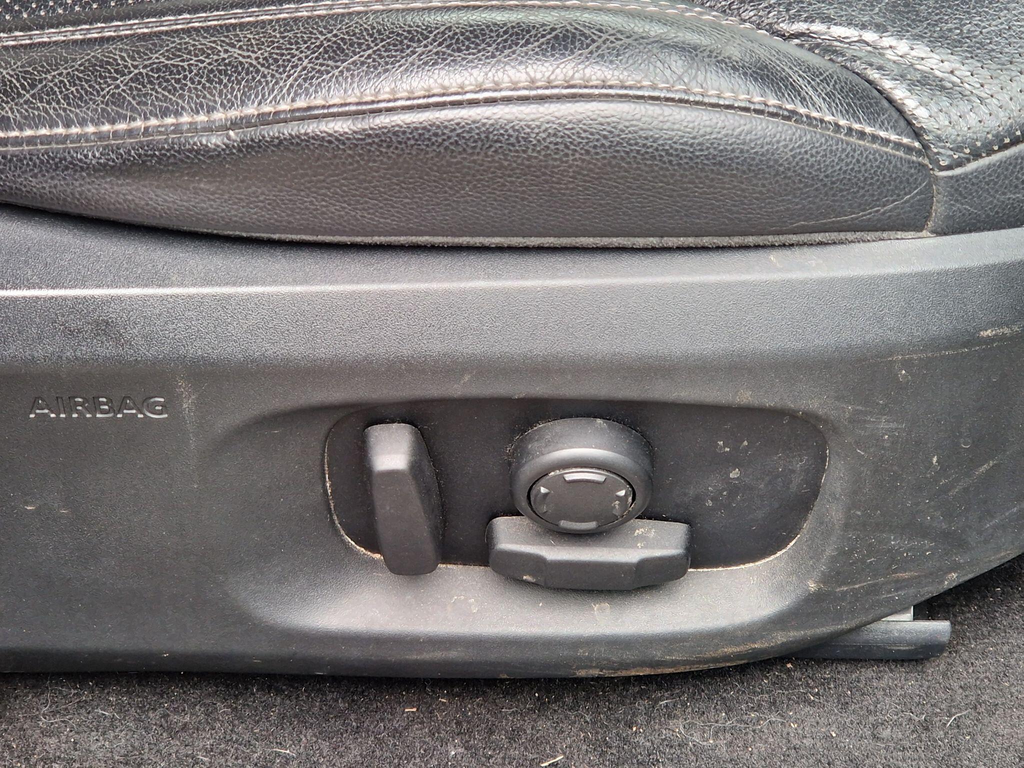 Land Rover Range Rover Evoque - Image 31