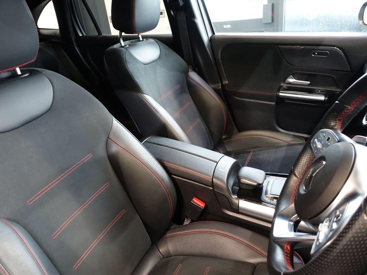 Mercedes-benz GLA - Image 8