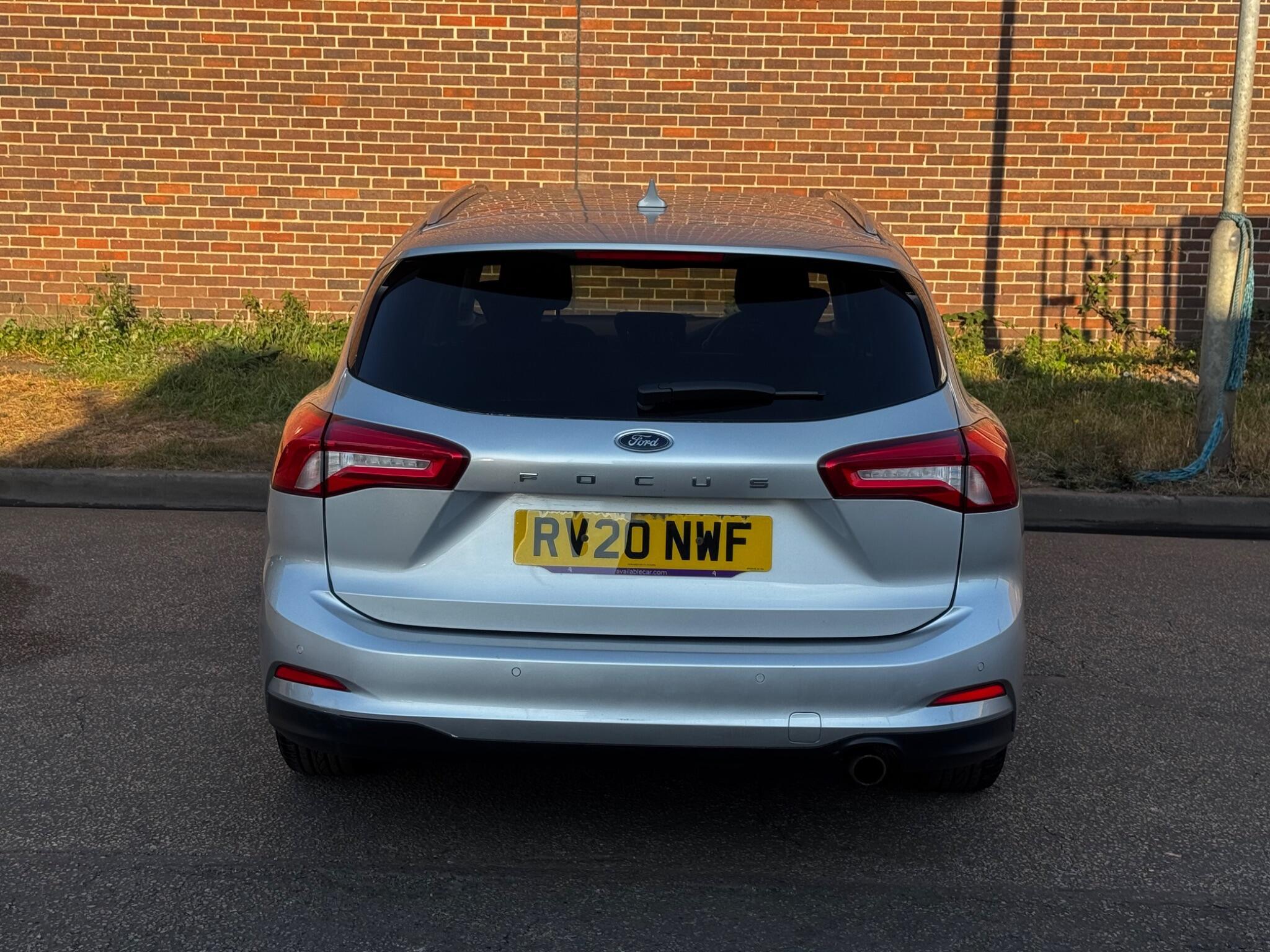 Ford Focus - Image 5