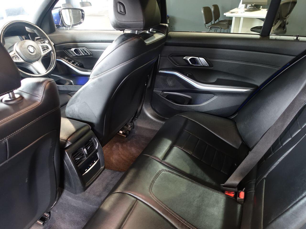 BMW 3 Series - Image 6