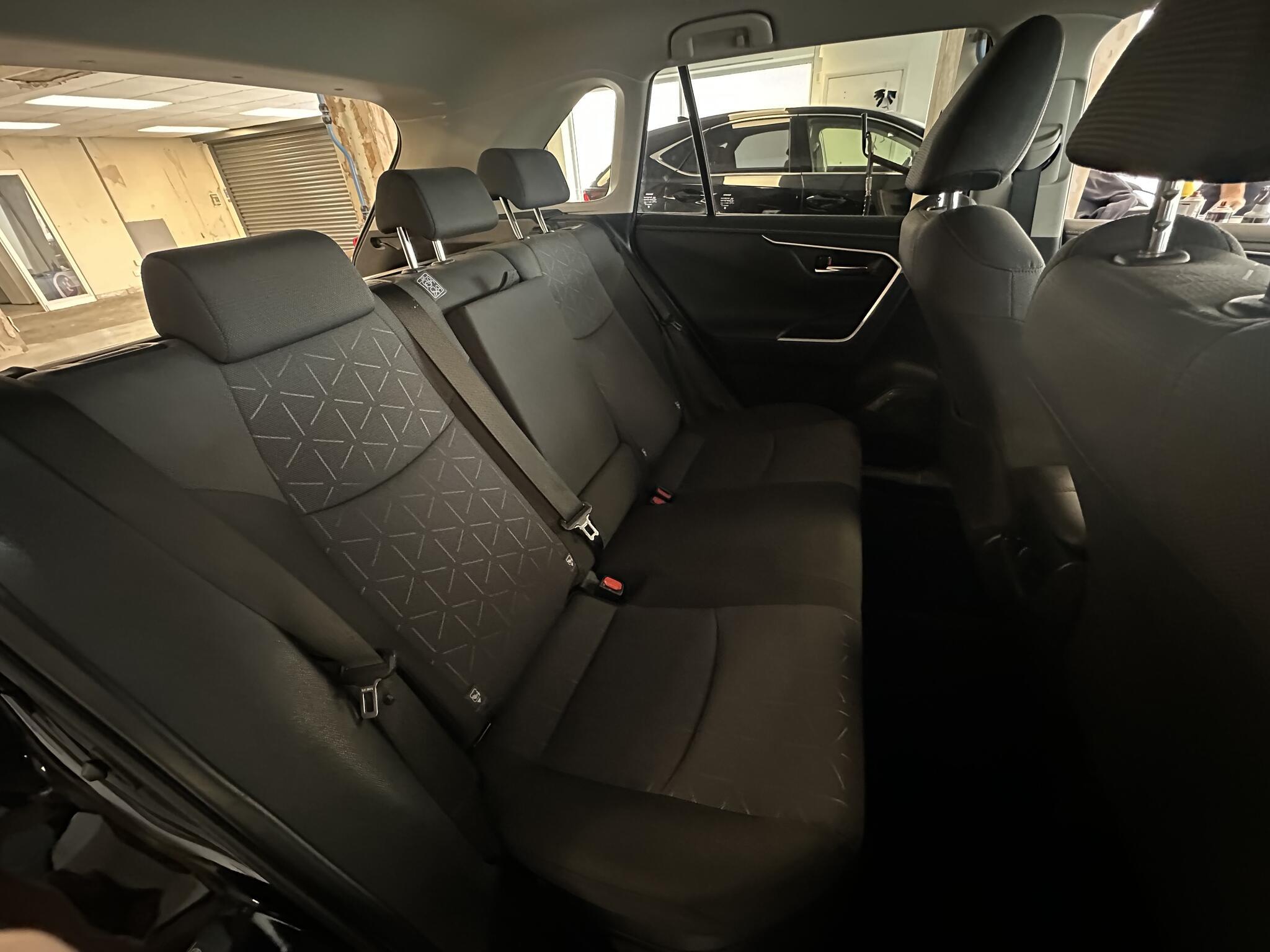 Toyota RAV4 - Image 14