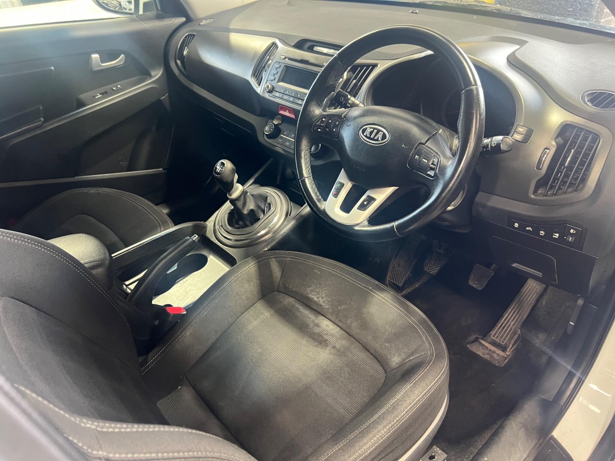 Kia Sportage - Image 18