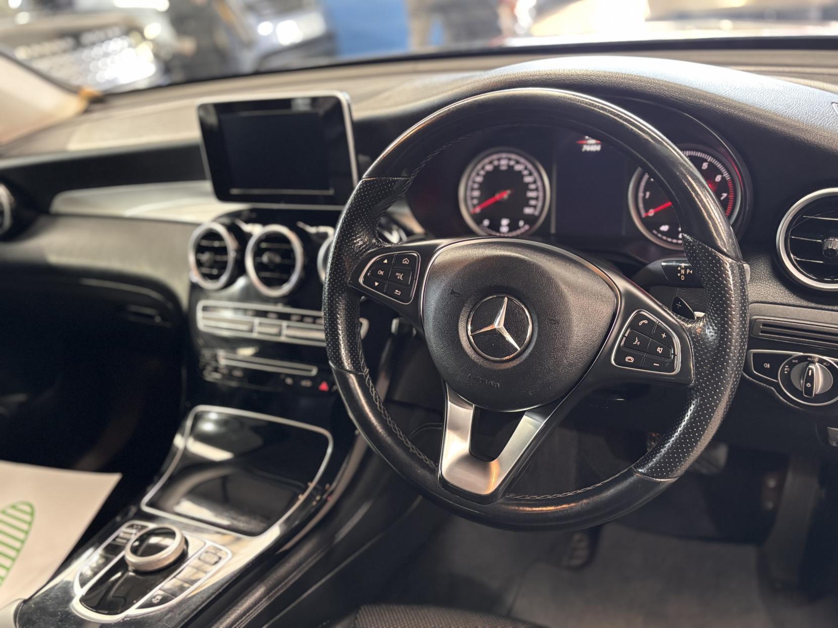 Mercedes GLC - Image 16