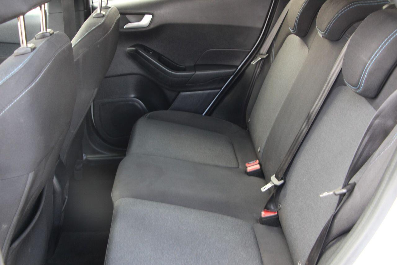 Ford Fiesta - Image 18