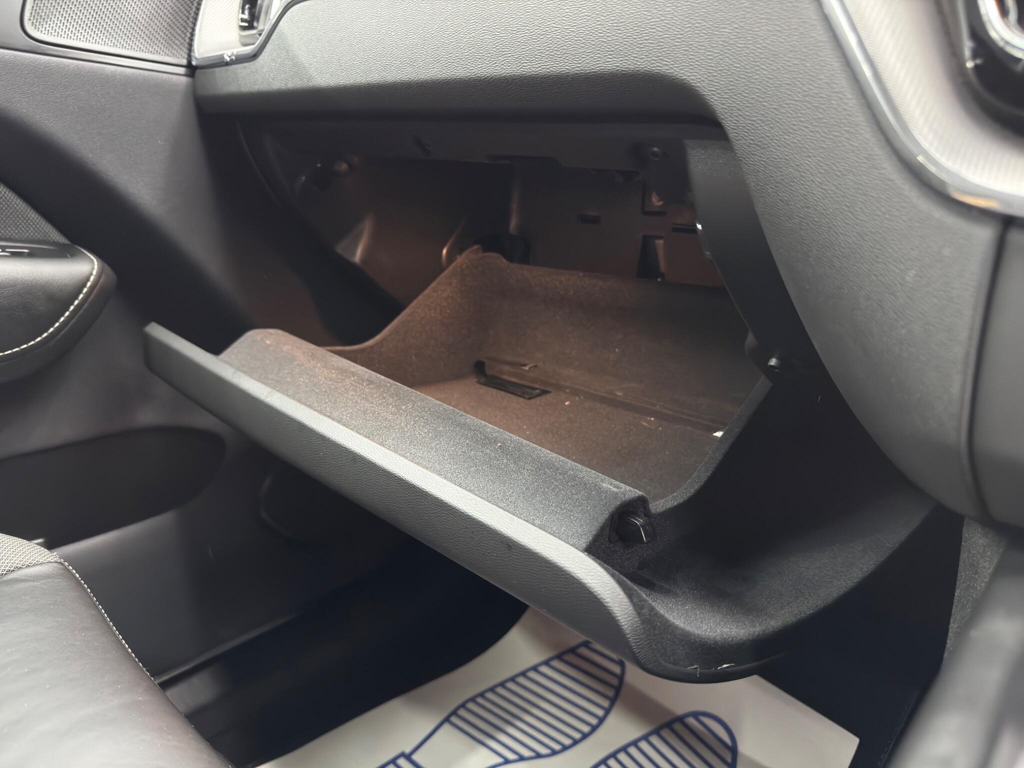 Volvo XC60 - Image 36