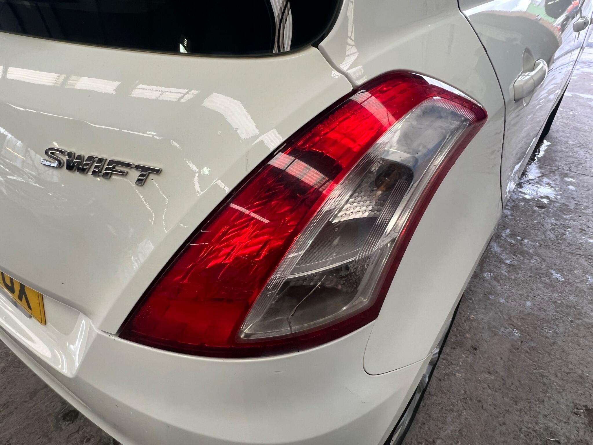 Suzuki Swift - Image 11