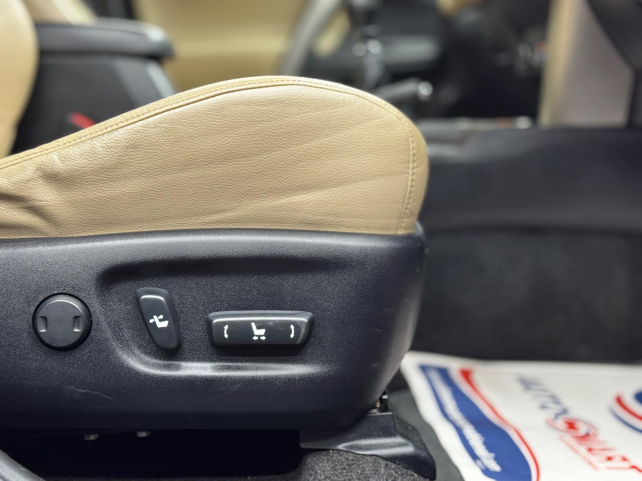 Toyota RAV4 - Image 40