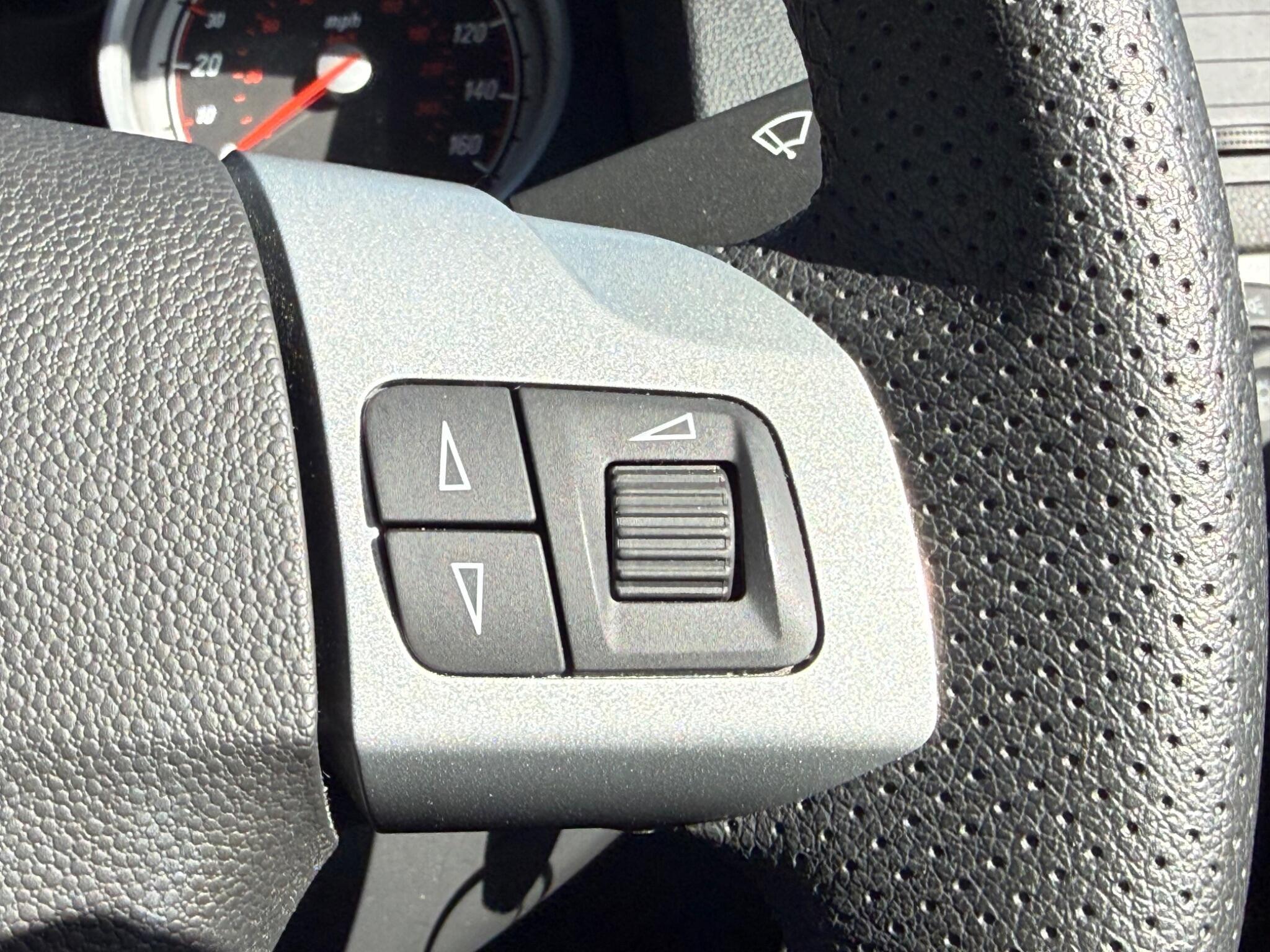 Vauxhall Astra - Image 28