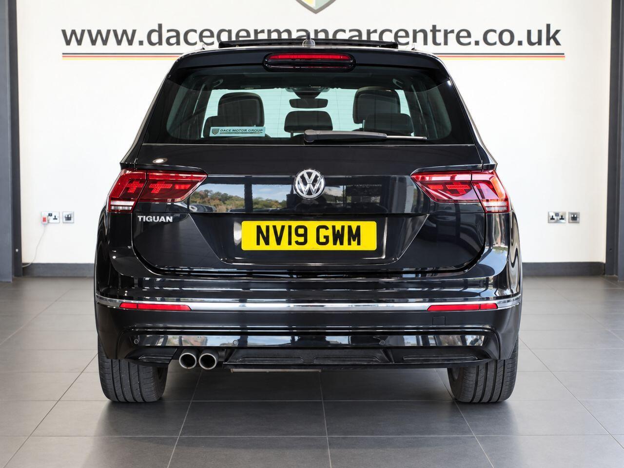 Volkswagen Tiguan - Image 9