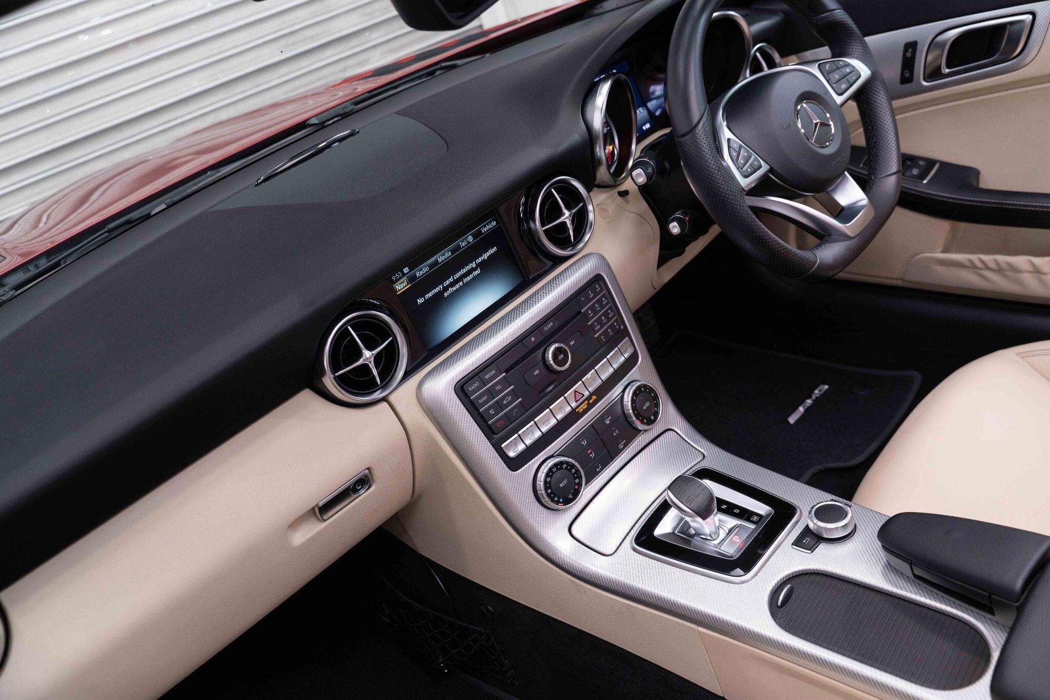Mercedes SLC - Image 12