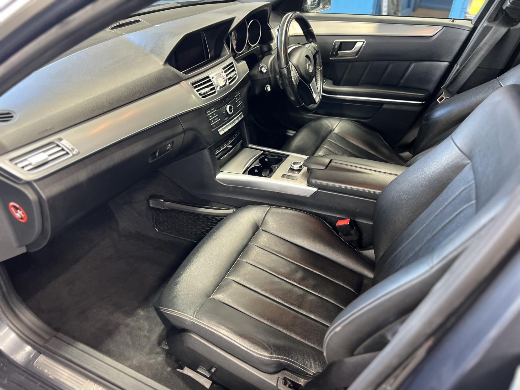 Mercedes E Class - Image 20