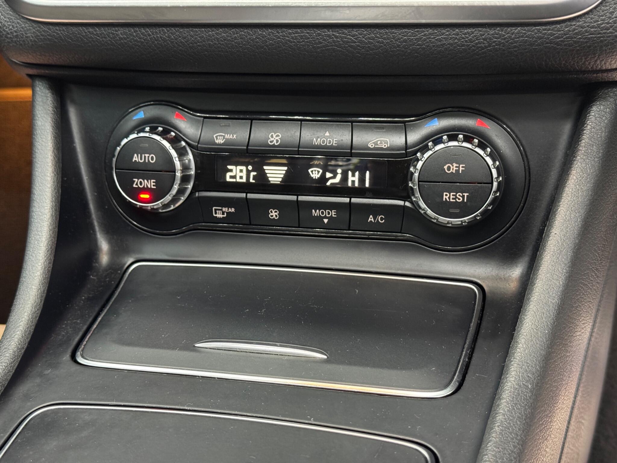 Mercedes GLA - Image 26