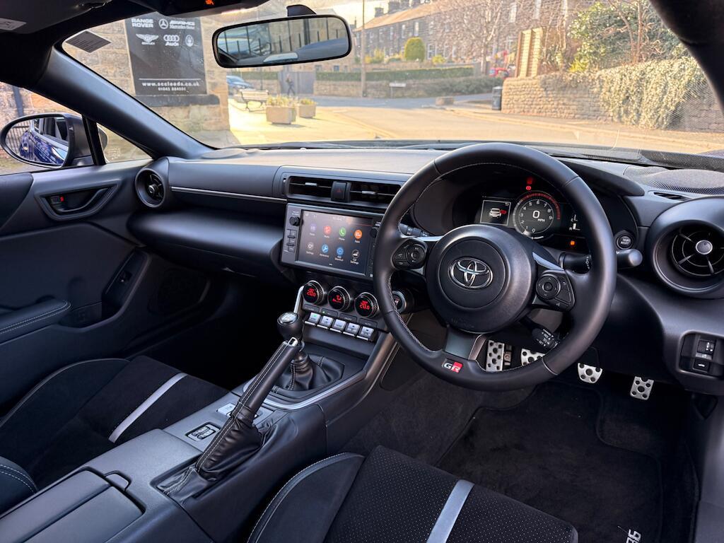 Toyota GR86 - Image 36