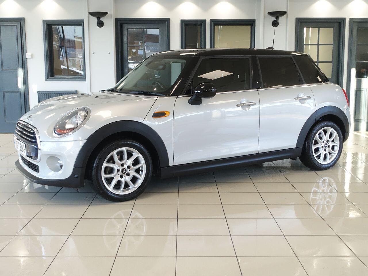 MINI Hatch - Image 15