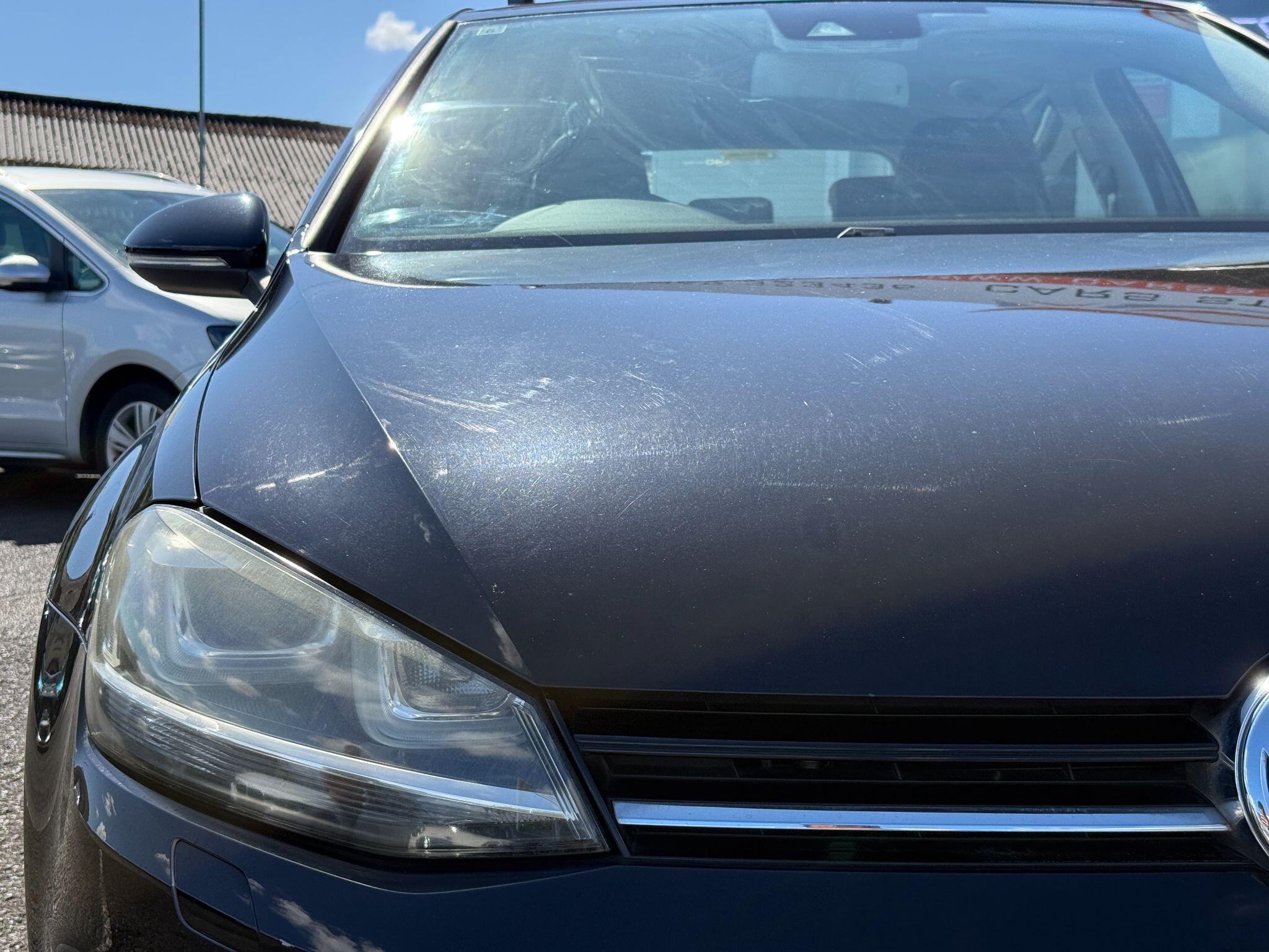 Volkswagen Golf - Image 13