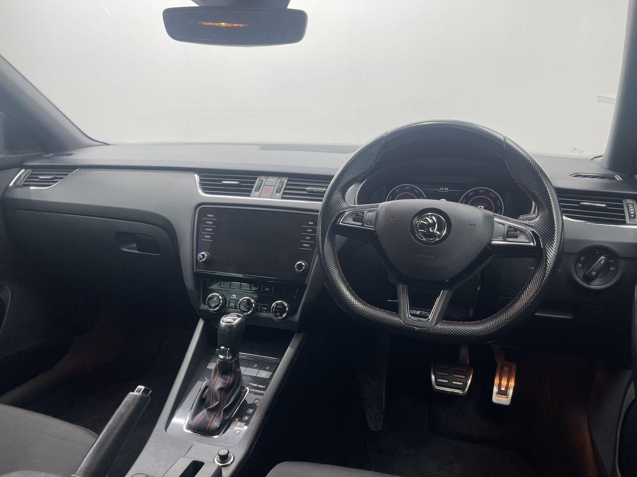 Skoda Octavia - Image 34