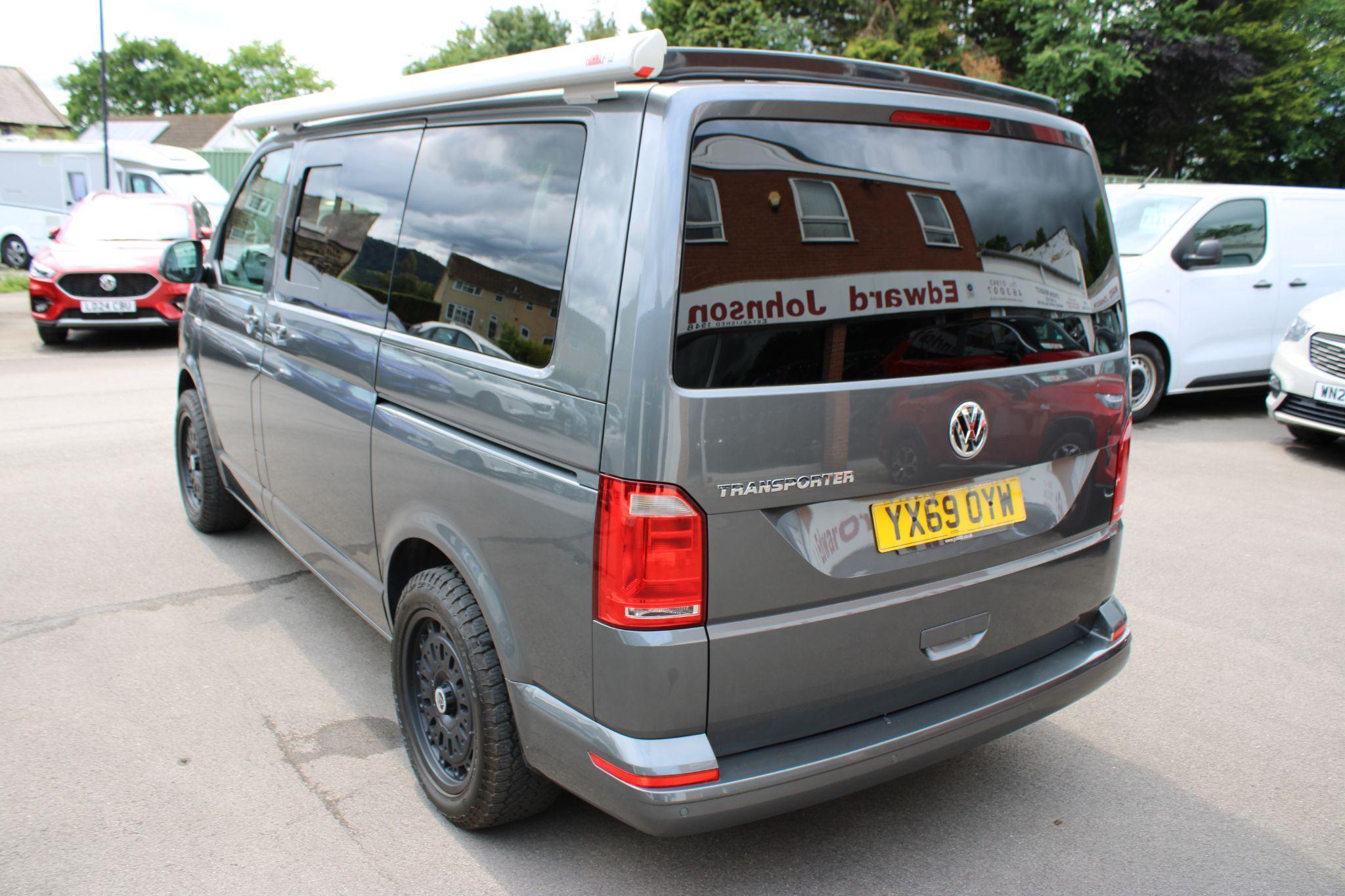 Volkswagen Campervan T6 - Image 15