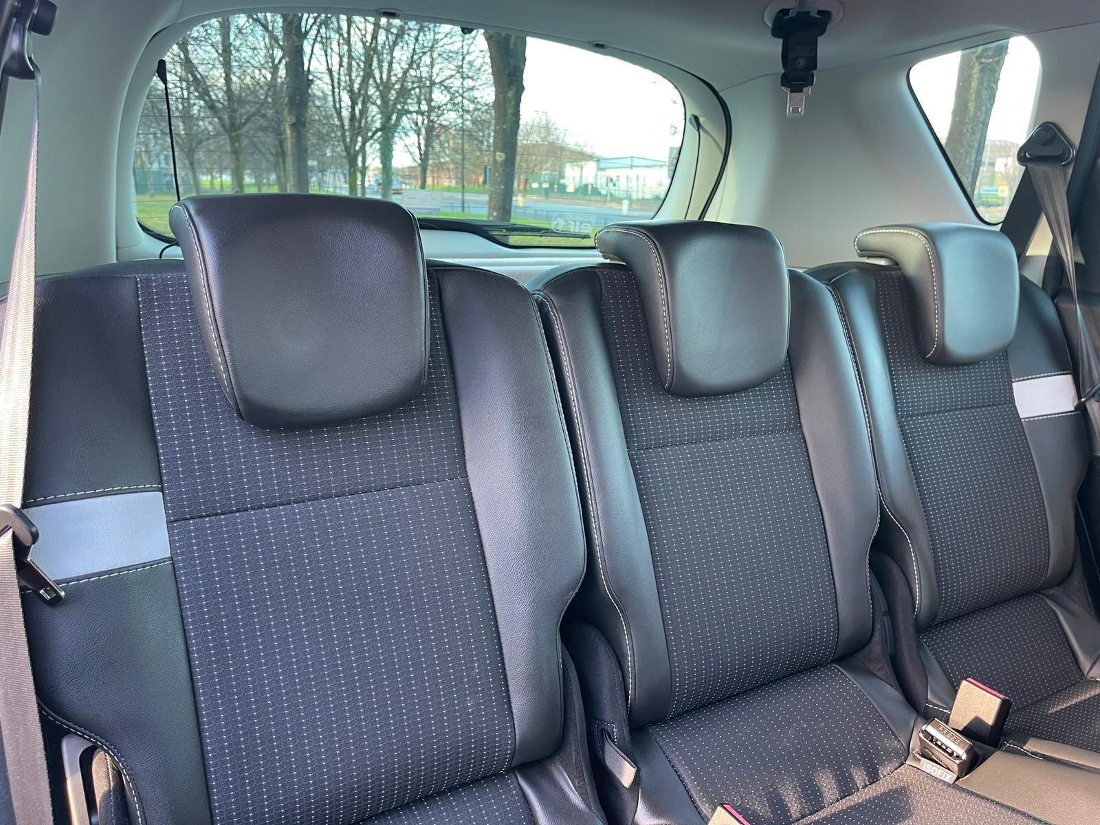 Renault Scenic - Image 19