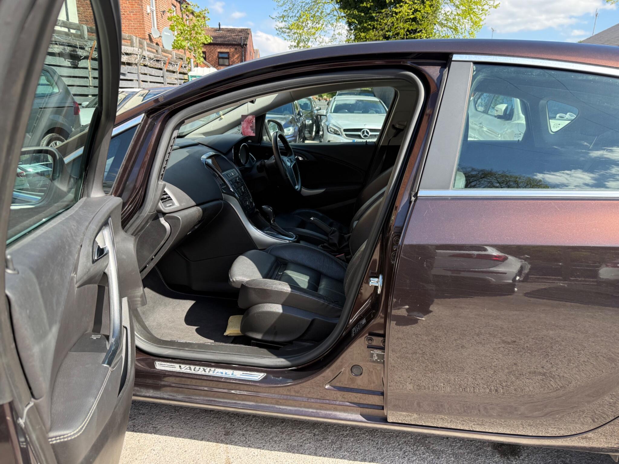 Vauxhall Astra - Image 25