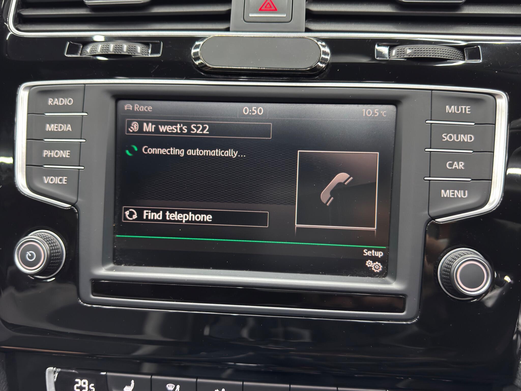 Volkswagen Golf - Image 32