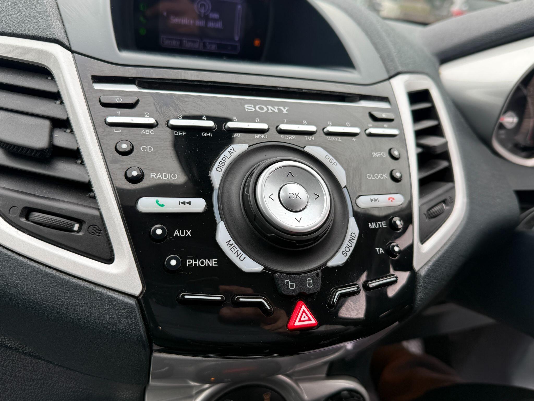 Ford Fiesta - Image 57