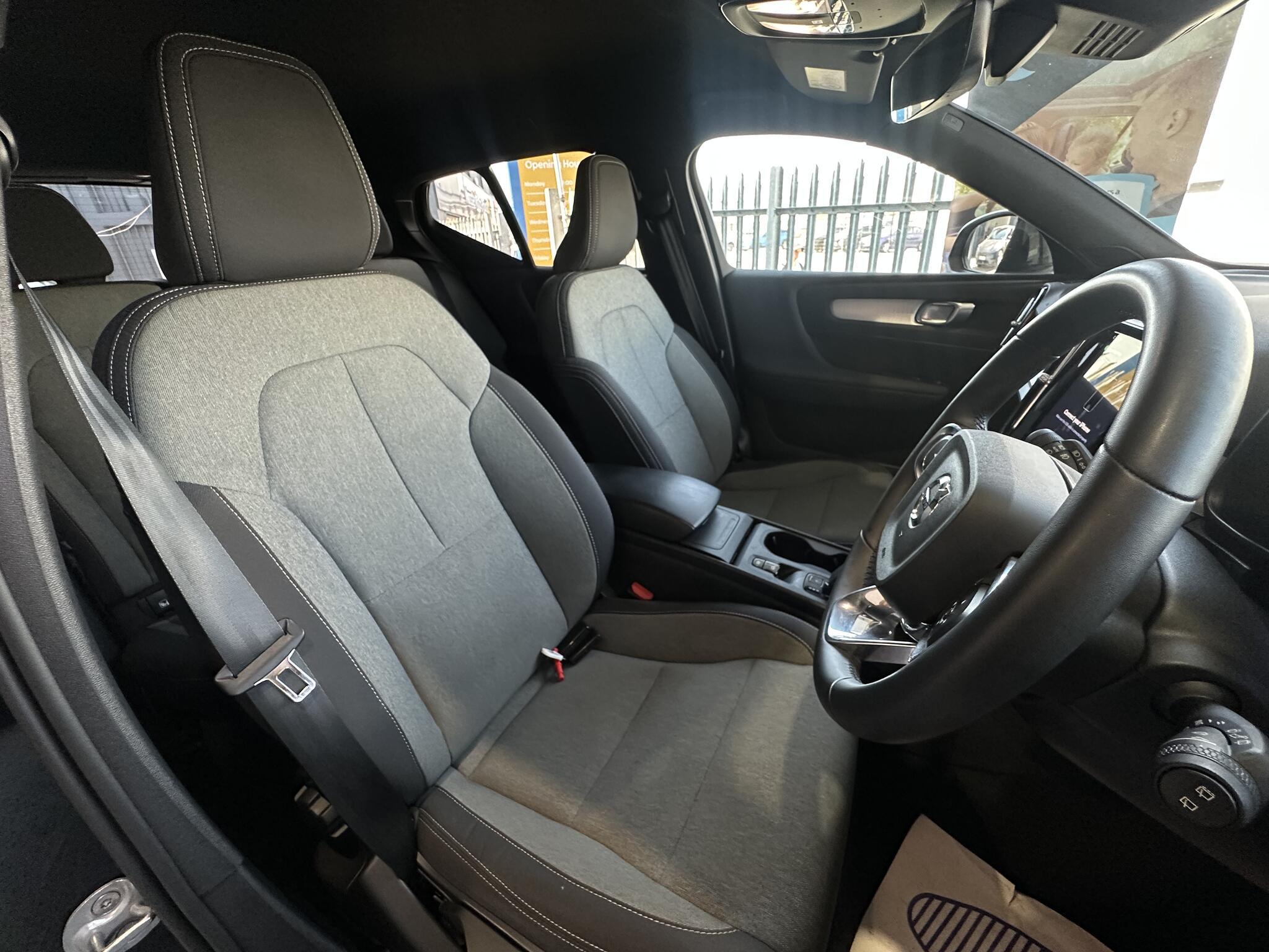 Volvo XC40 - Image 13