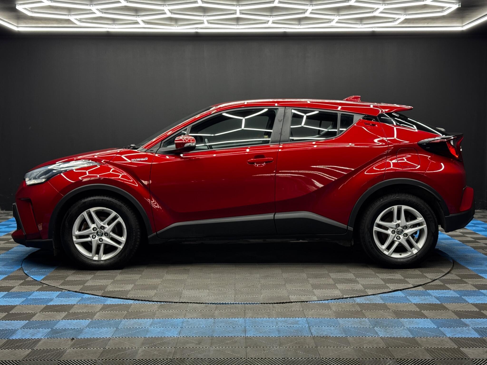 Toyota C-Hr - Image 8