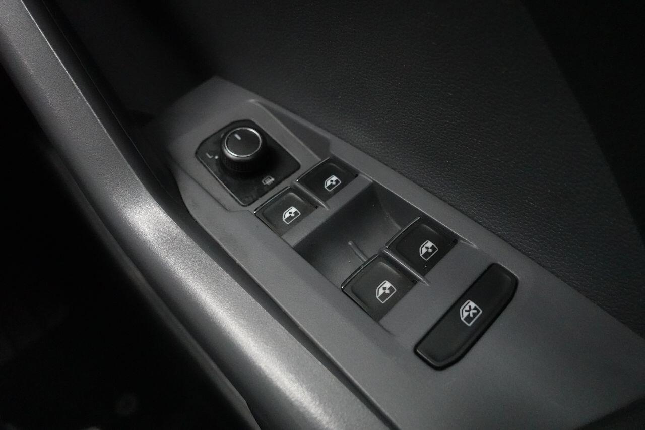 Volkswagen T-Cross - Image 47