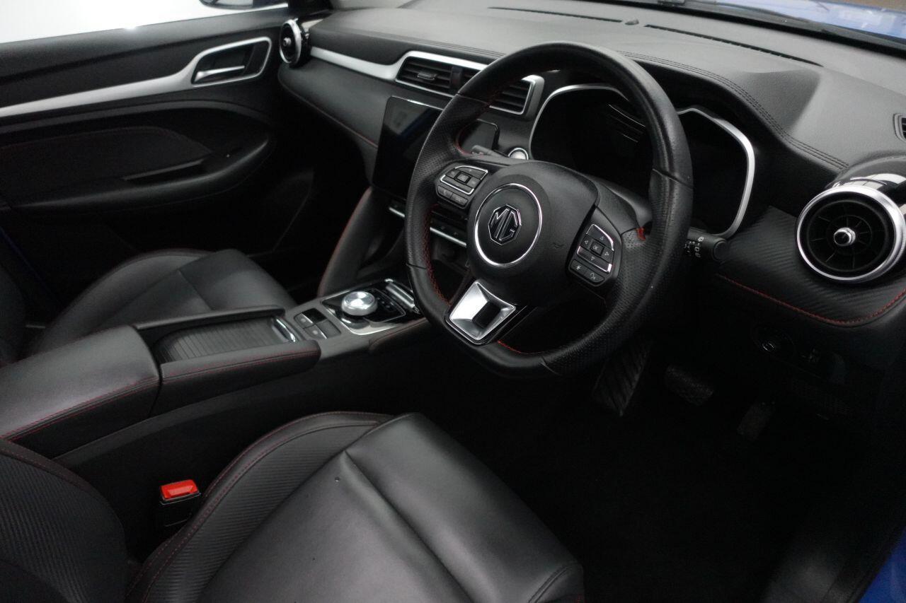 MG MG ZS - Image 15
