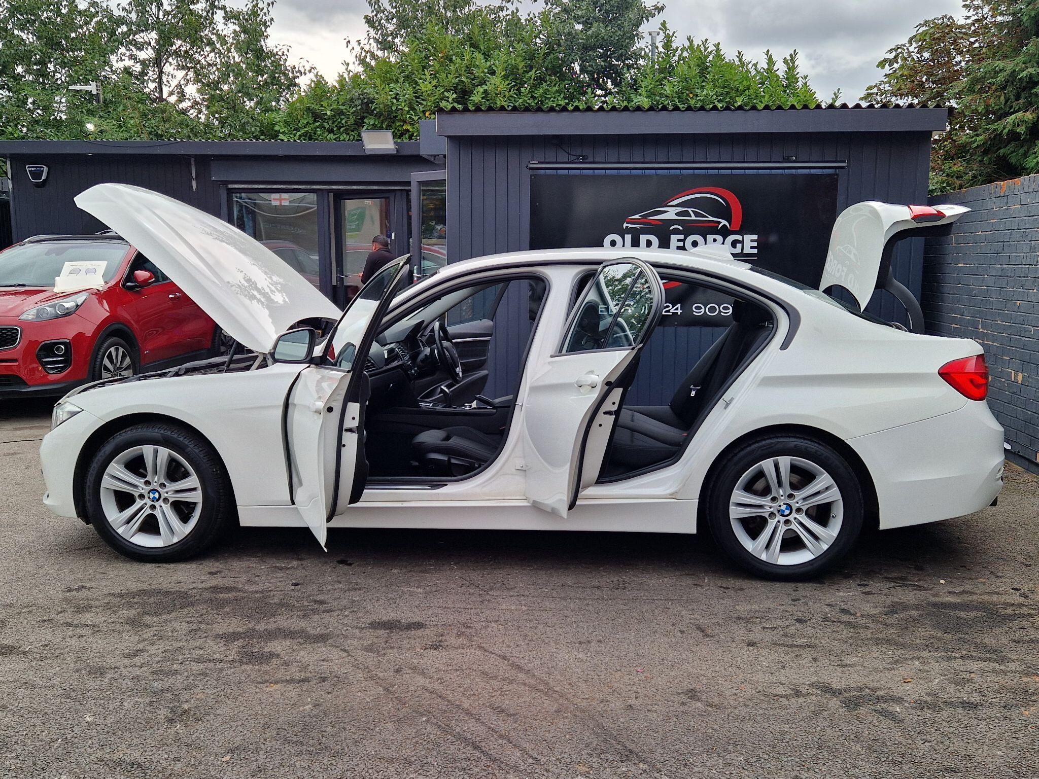 BMW 3 Series - Image 15