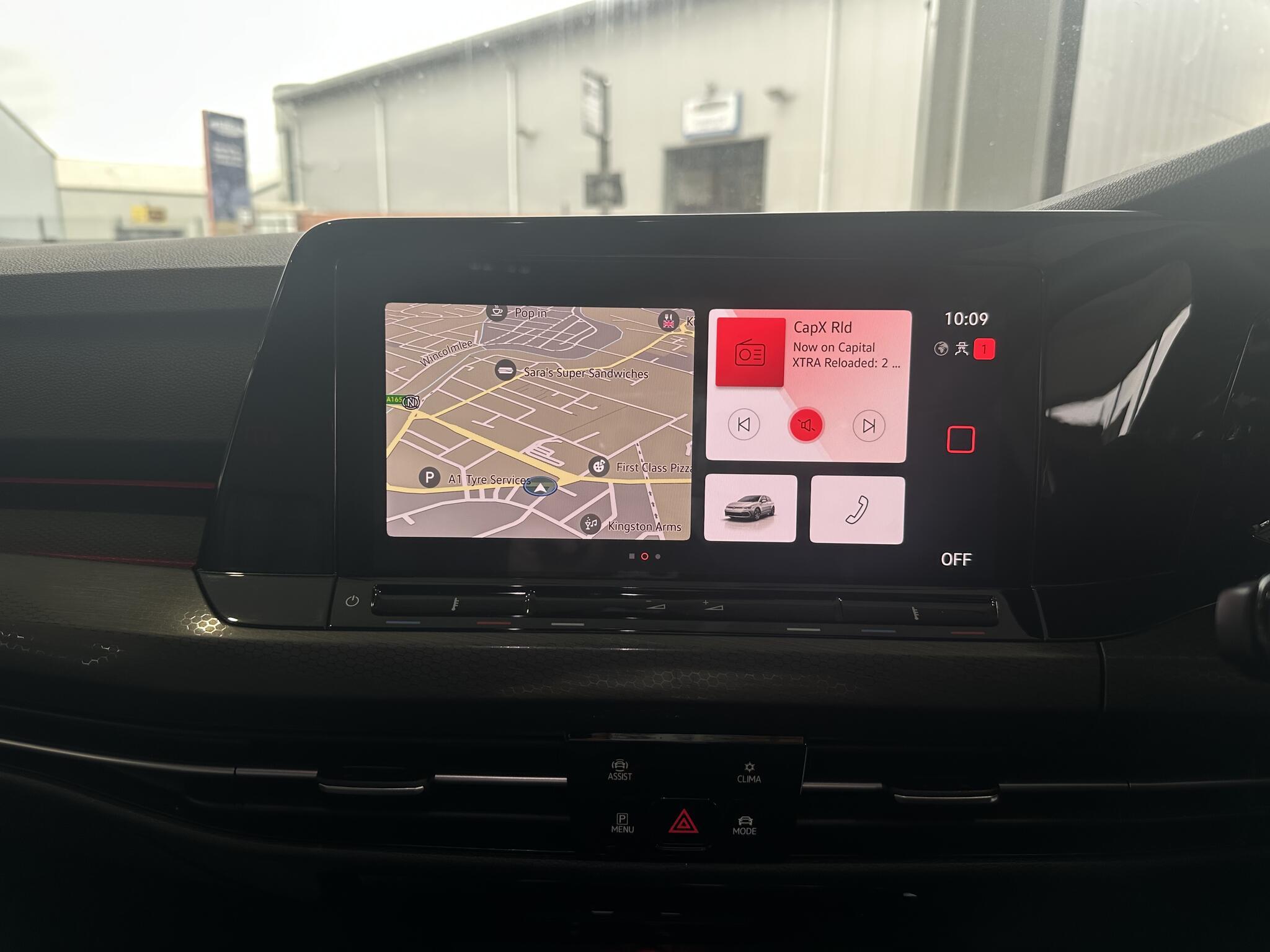 Volkswagen Golf - Image 11